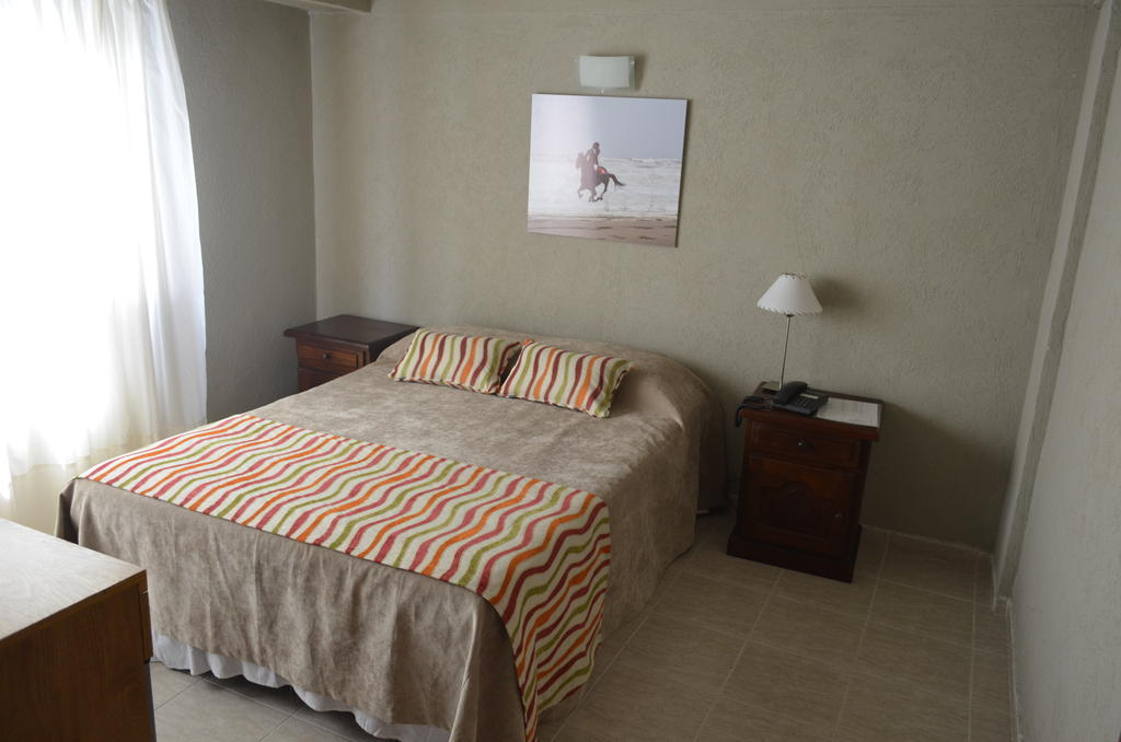 Hotel Victoria Pinamar Exteriör bild