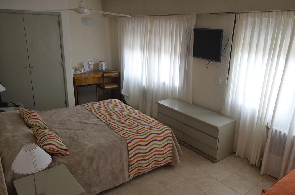 Hotel Victoria Pinamar Exteriör bild