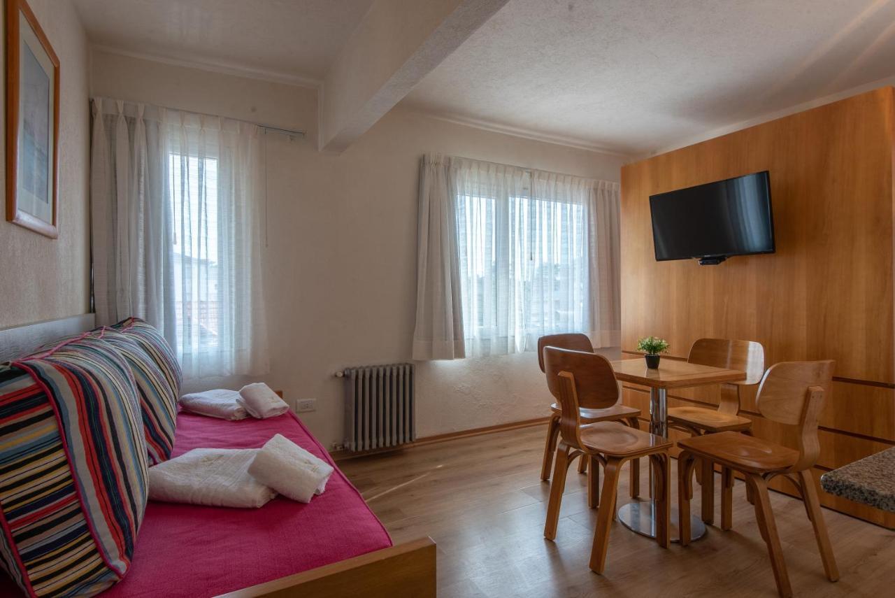 Hotel Victoria Pinamar Exteriör bild